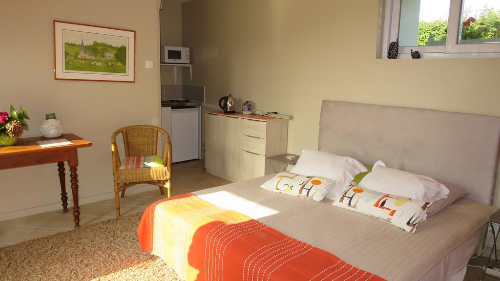 Grand Mainguet Bed & Breakfast Saint-Lambert-la-Potherie Екстериор снимка
