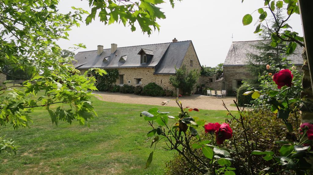Grand Mainguet Bed & Breakfast Saint-Lambert-la-Potherie Екстериор снимка